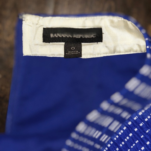 Banana Republic pencil skirt size 0 - Picture 2 of 2